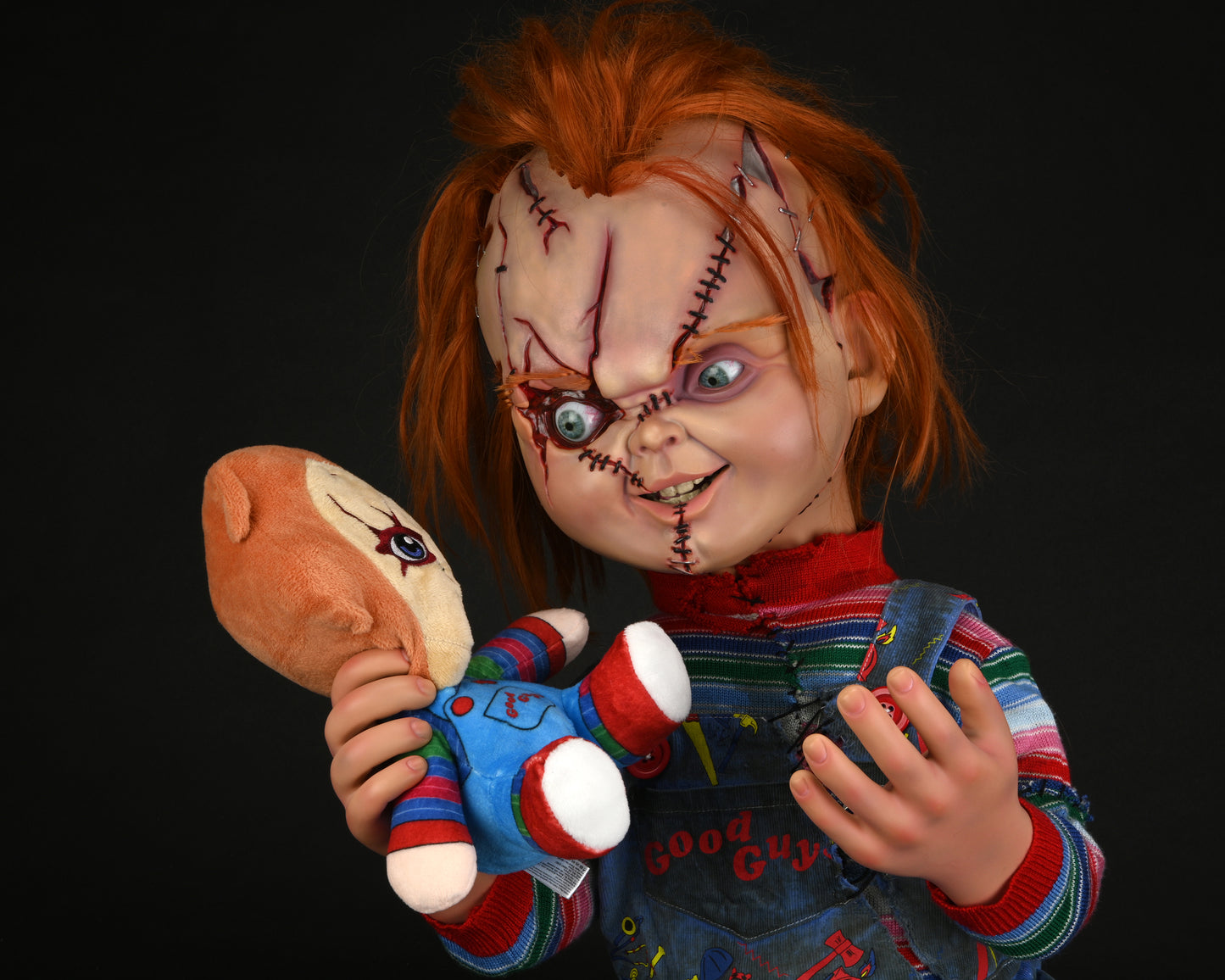 NECA 1:1 Scale Life Size Prop Replica Bride of Chucky Chucky
