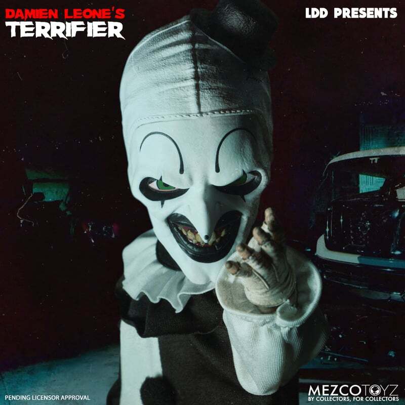 MEZCO Living Dead Doll – Terrifier Art the Clown