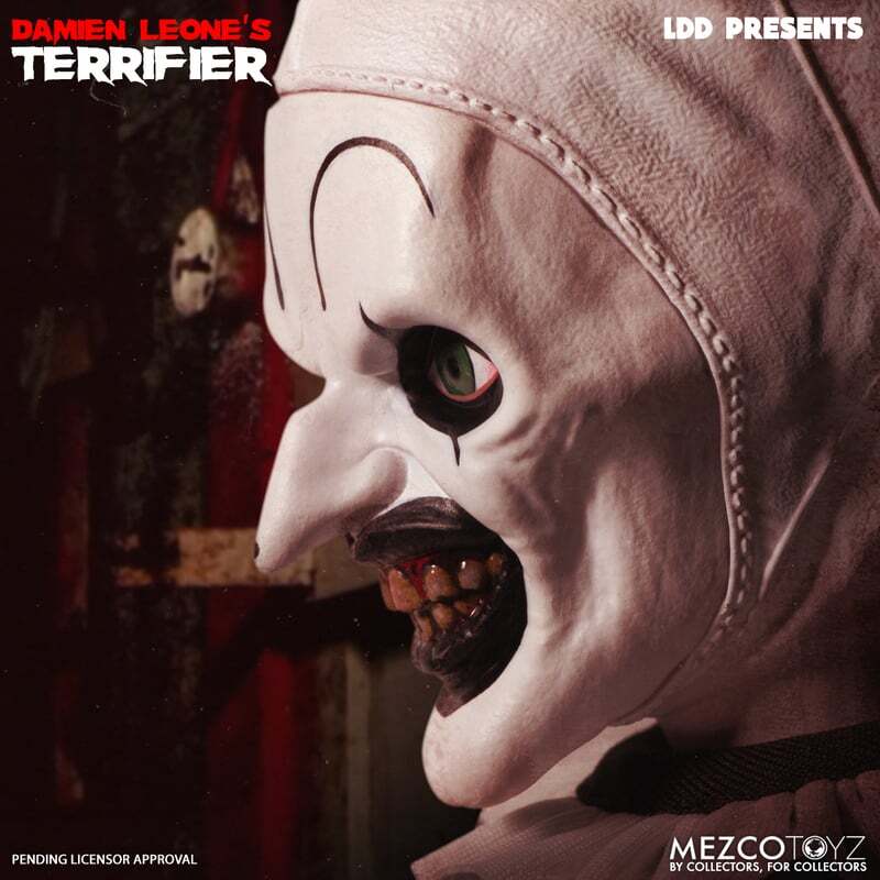 MEZCO Living Dead Doll – Terrifier Art the Clown