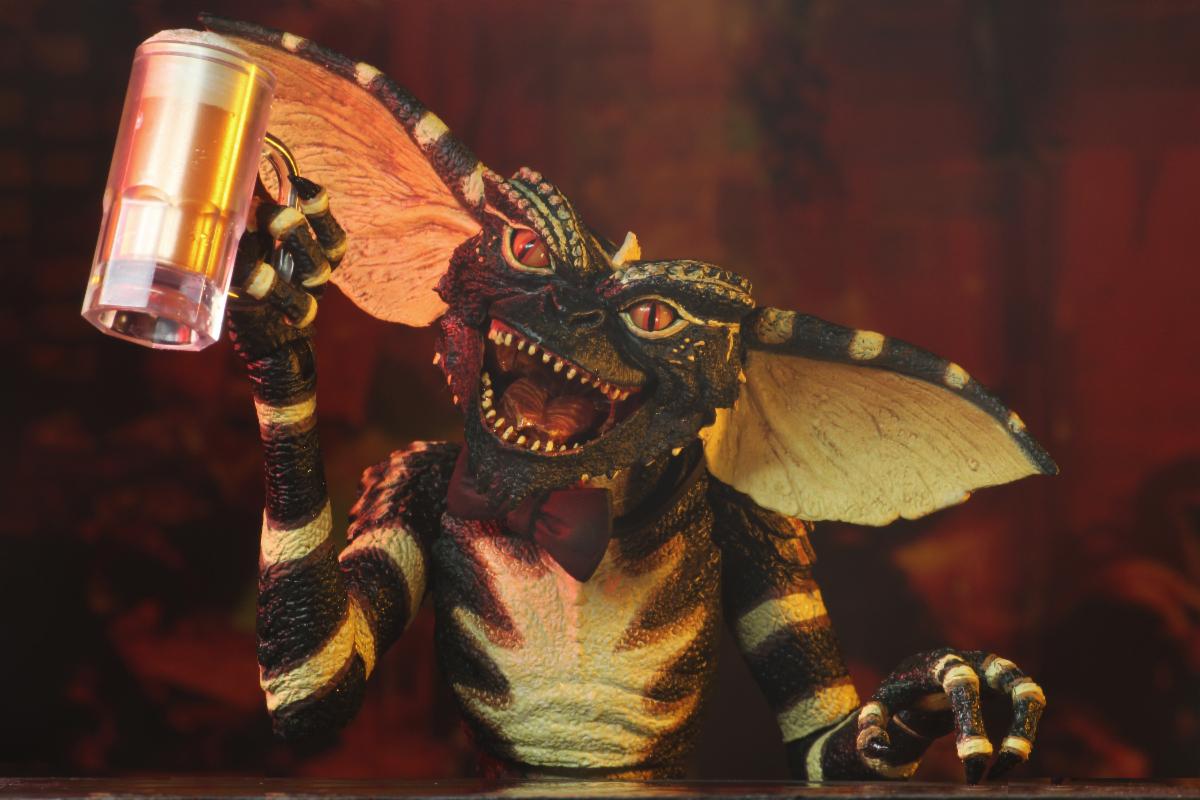 NECA 7" Scale Ultimate Action Figure Gremlins Flasher Gremlin