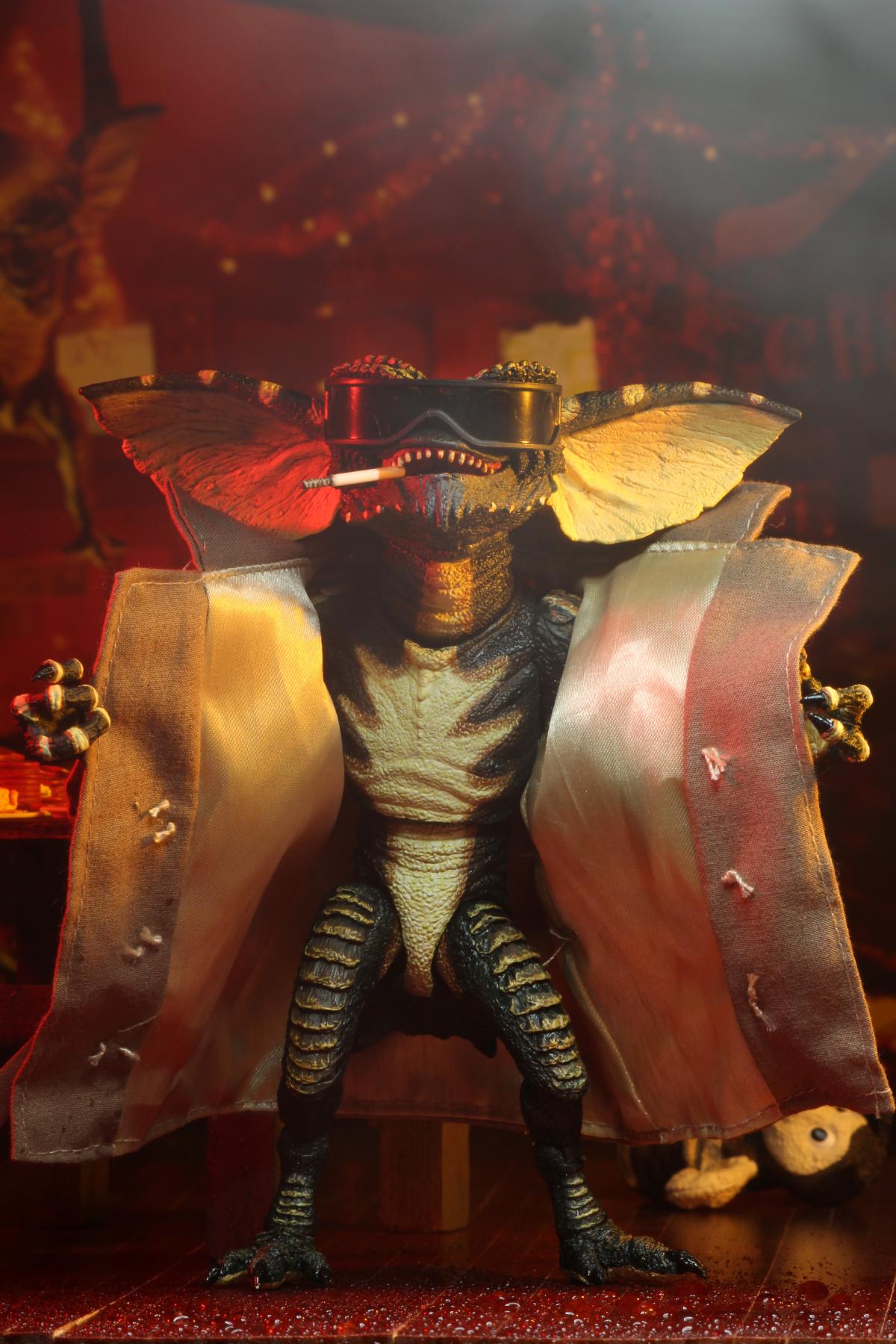 NECA 7" Scale Ultimate Action Figure Gremlins Flasher Gremlin