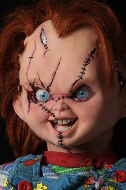 NECA Bride of Chucky 1:1 Replica – Life Size Chucky