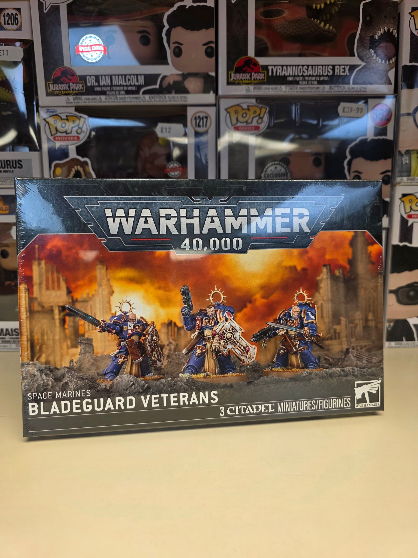Warhammer Space Marines Bladeguard Veterans Warhammer Miniature product image